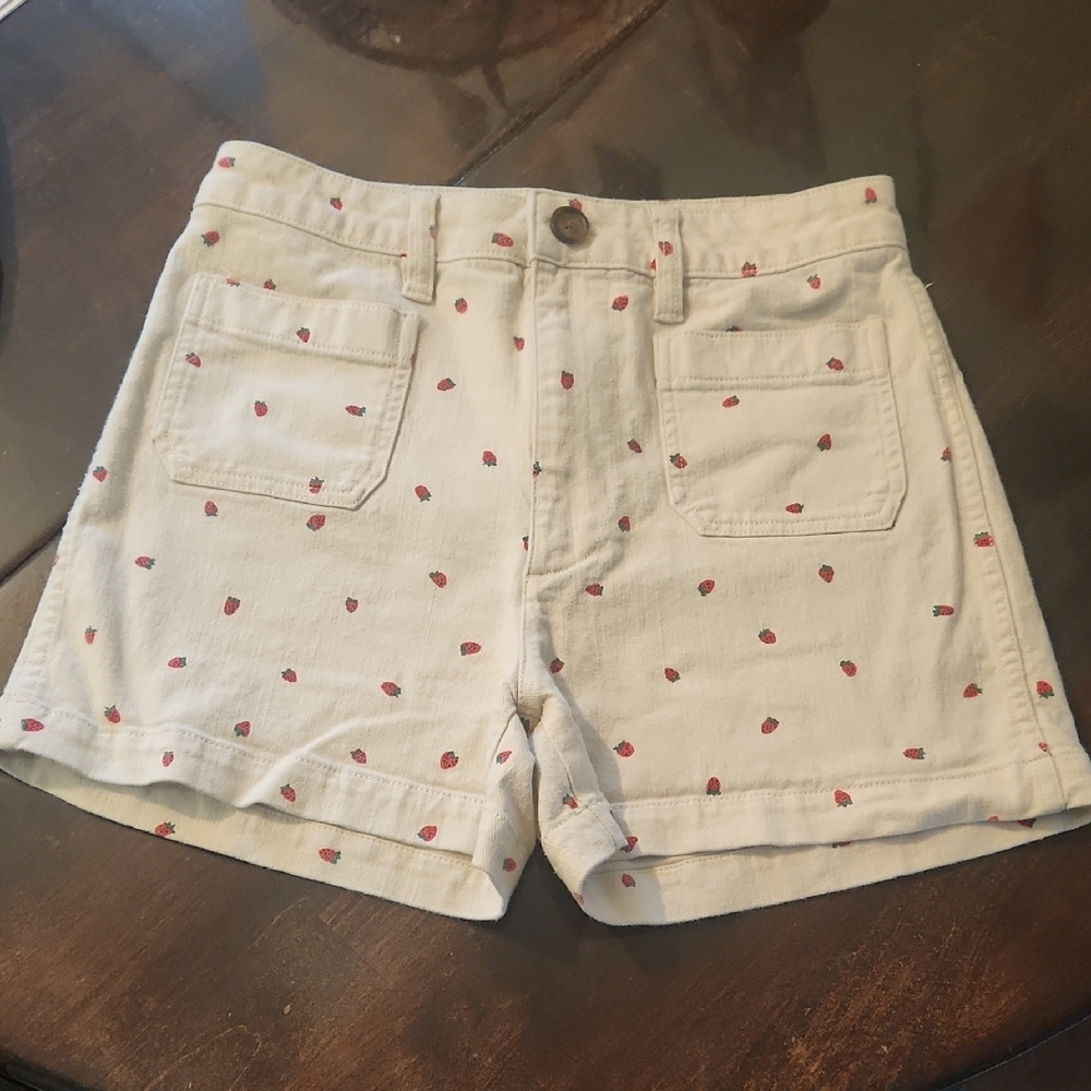 Madewell Cream and Red Jean Shorts for Summer